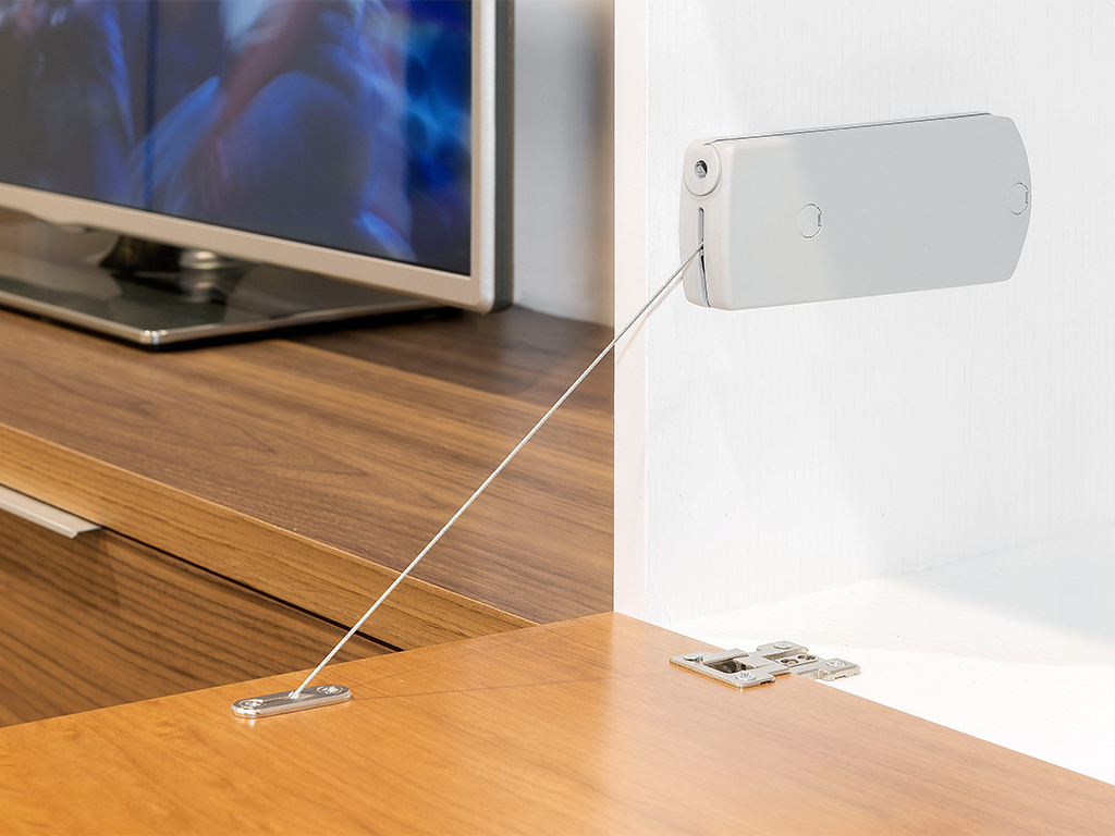 High-quality flap fitting with cable pull, load capacity: 6 kg (14 lbs), surface: grey, 1010421. Robust rope flap holder for furniture flaps, cabinet flaps, secretary flaps, bar flaps and much more, by EMUCA - Image 4